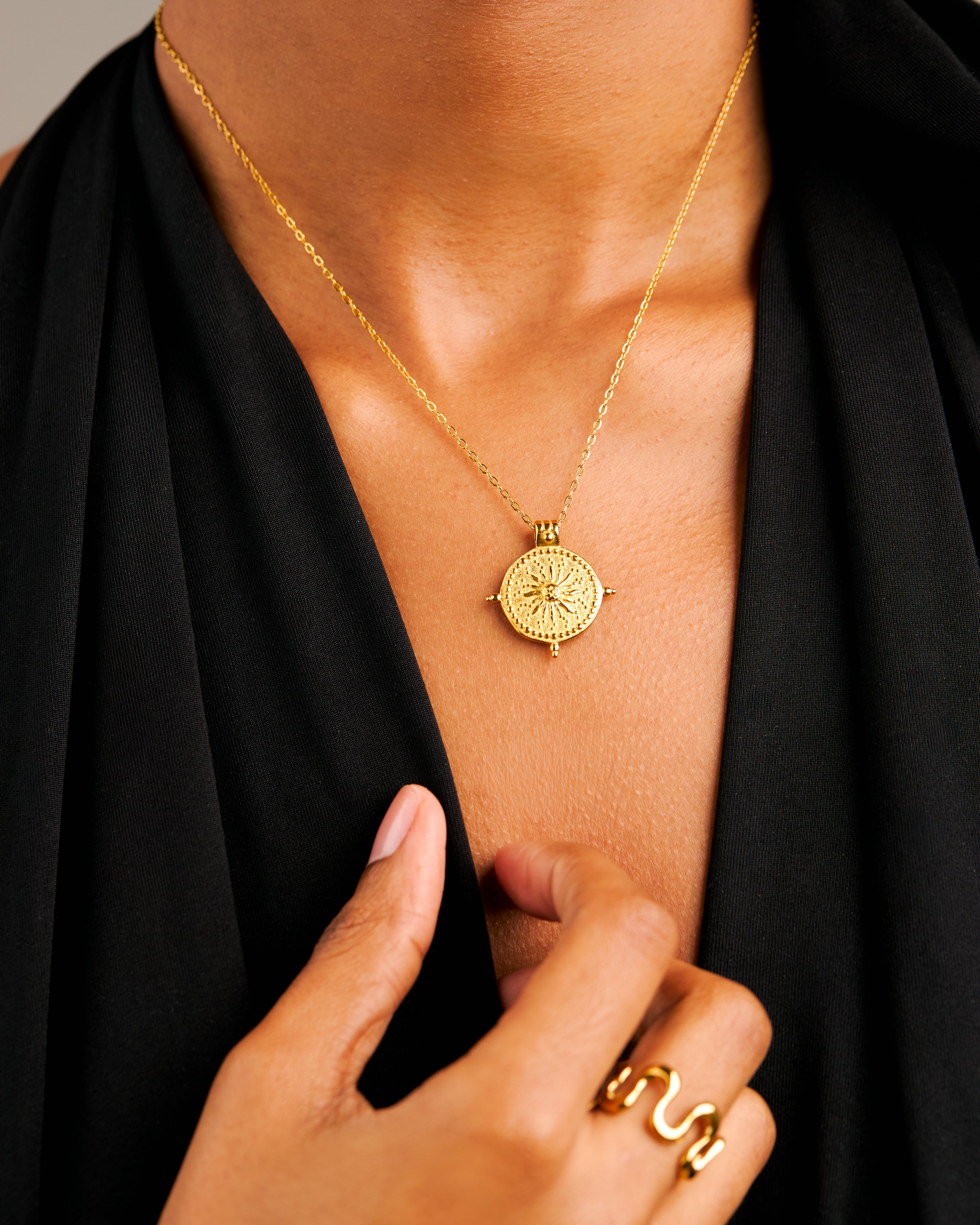 Dana Necklace