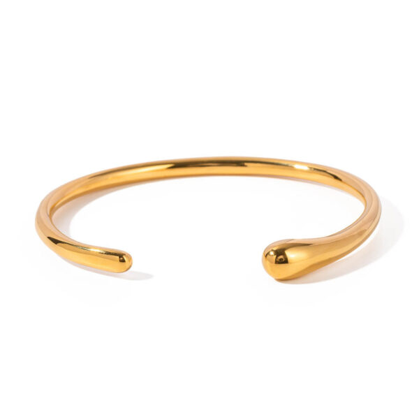 Mau Bangle